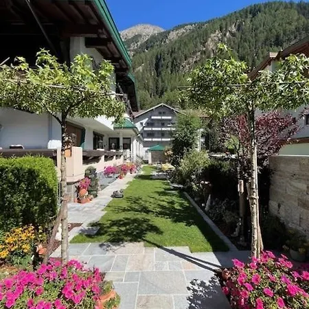 Gasthof Gästeheim Prantl 4*