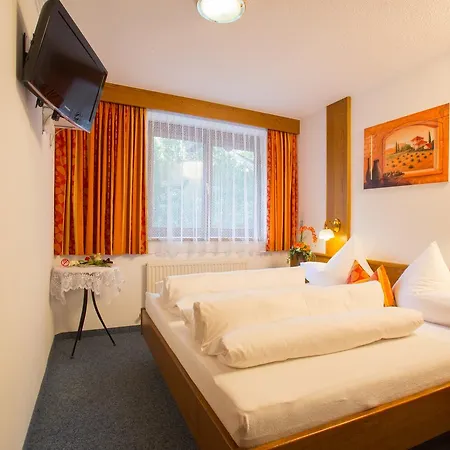 Konukevi Gaesteheim Prantl 3*