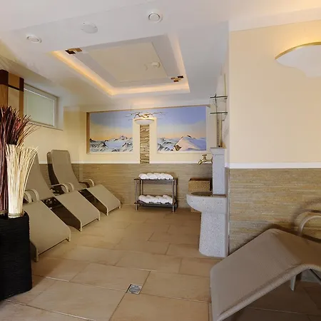 Πανσιόν Gaesteheim Prantl 4*